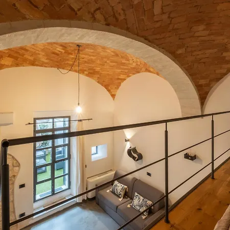 Via Roma 106 Couette-café 3*