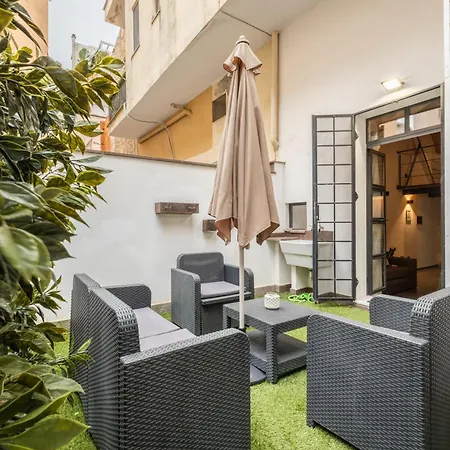 Via Roma 106 Couette-café Sassari