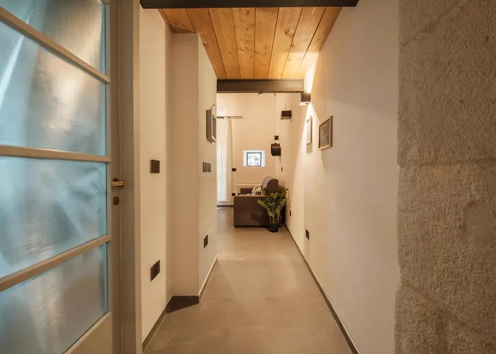 Via Roma 106 3* Сассари