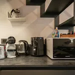 فندق مبيت وإفطار Via Roma 106