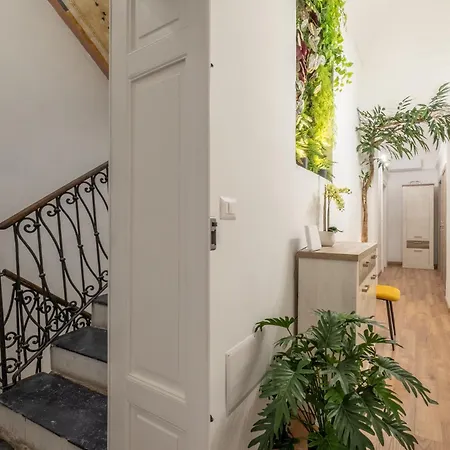 Via Roma 106 Bed & Breakfast 3*