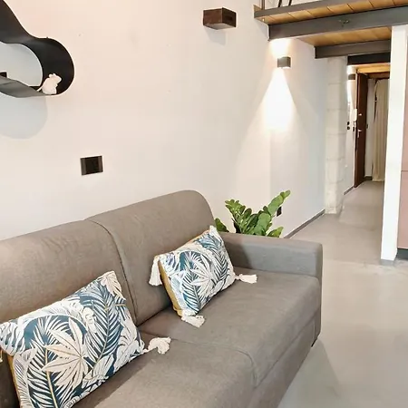 Via Roma 106 Bed & Breakfast Sassari