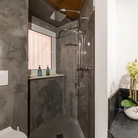 Bed and Breakfast Via Roma 106