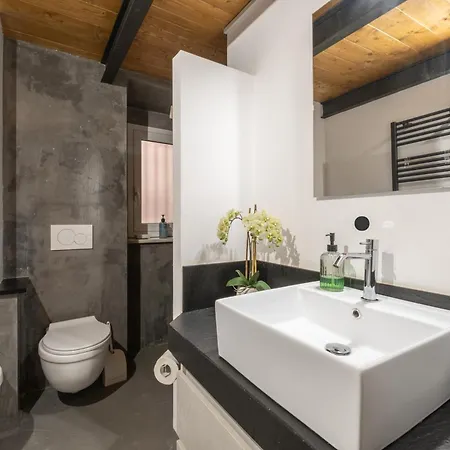 Bed and Breakfast Via Roma 106 Σάσαρι