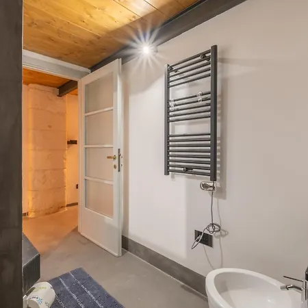 Via Roma 106 Bed & Breakfast 3*