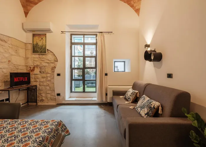 Bed and Breakfast Via Roma 106